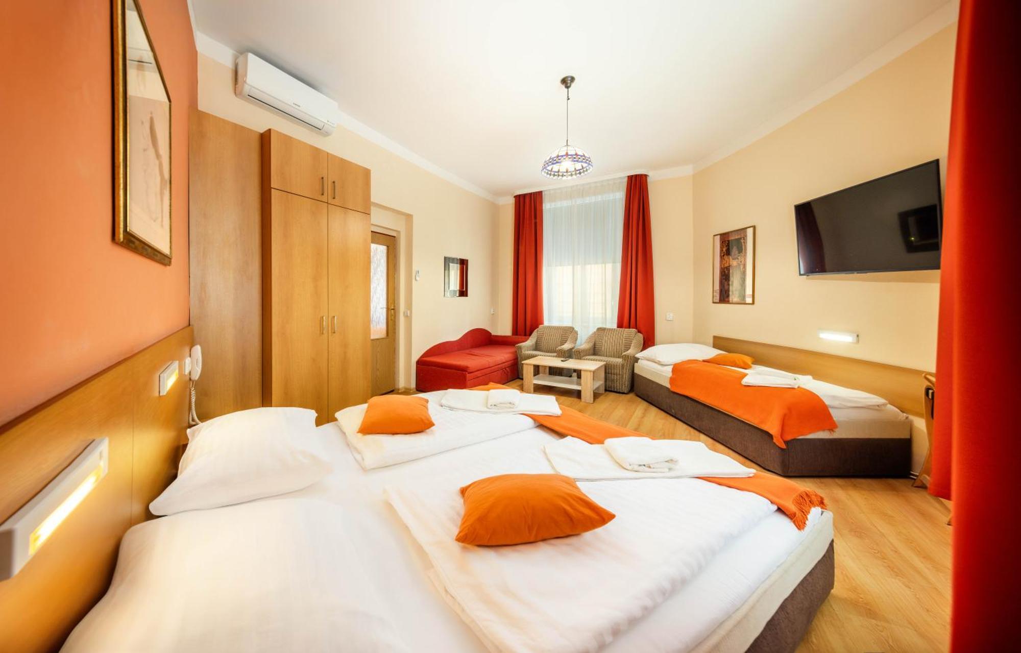 Golden Garni Praha